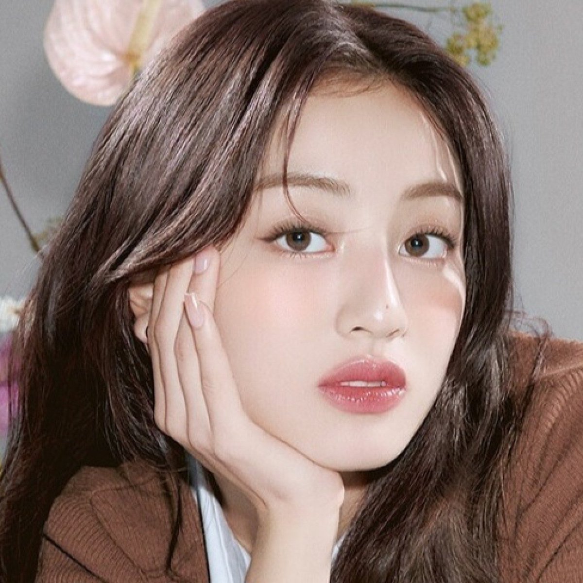spinorbinmusic's tweet photo. Happy 29th Birthday to Jihyo of TWICE 🎉🎂✨

A powerhouse leader with endless talent and heart 💫💖
#Jihyo #TWICE #HappyJihyoDay #BirthdayQueen #KPopIcon https://t.co/EdmLsh8u84