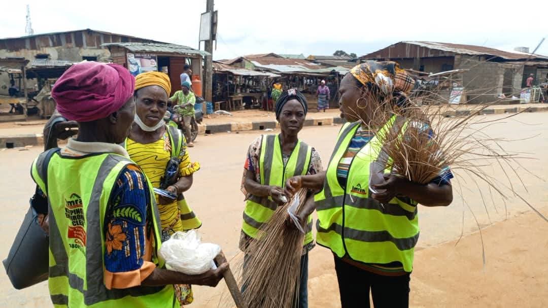 I just paid January (2026) salary of 16 sweepers employed to clean the newly constructed road in my hometown, AKESAN LAGOS.

Community development is not government alone. We all have a role to play.

You can support this movement by: • Patronizing my roofing business
•