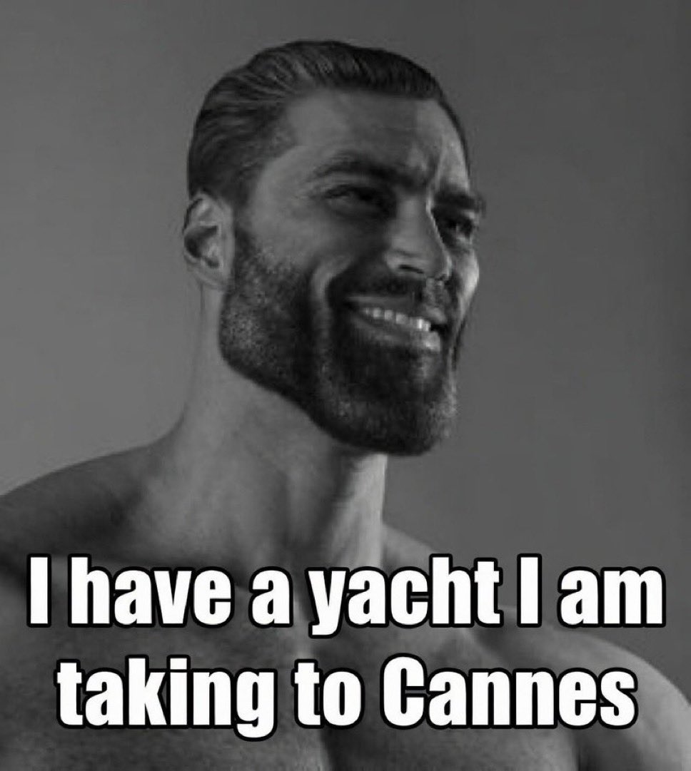 🤣🤣
엡스타인: “세일러 씨, 저희 프라이빗 섬에서 열리는 디너파티에 관심 있으신가요?”

세일러: “저는 요트를 타고 칸으로 갈 껍니다.”

엡스타인: “마이클 씨, 제가 말하는 건 글로벌 엘리트 페도들하고 저랑 같이 파티하는 거예요.”

세일러: “저는 요트를 타고 칸으로 갈 껍니다”

엡스타인: