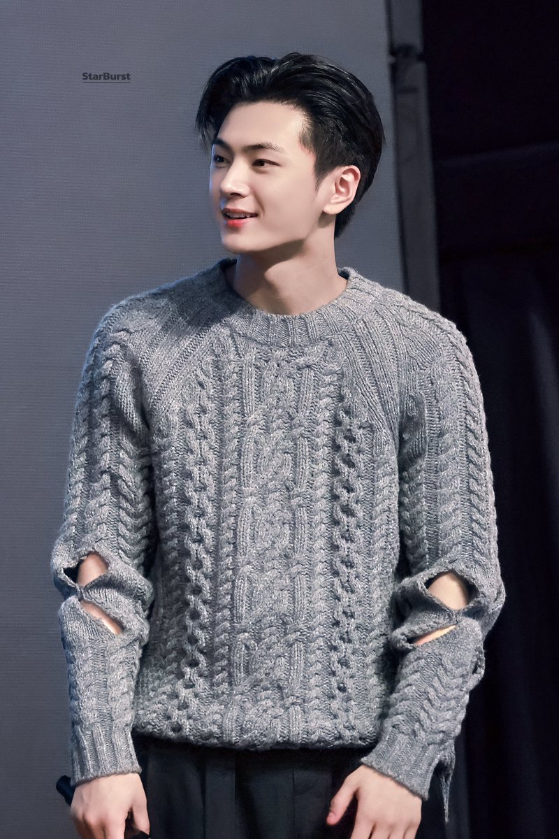 StarBurst_Jay's tweet image. 260131 😼

#JAY #제이 #ENHYPEN #ENHYPEN_JAY #엔하이픈 #엔하이픈_제이 #종성 #ジェイ