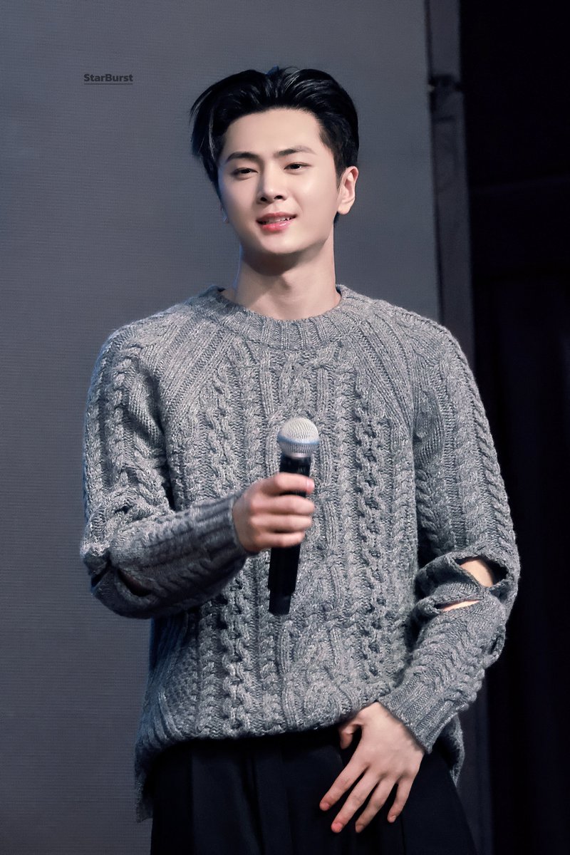 StarBurst_Jay's tweet image. 260131 😼

#JAY #제이 #ENHYPEN #ENHYPEN_JAY #엔하이픈 #엔하이픈_제이 #종성 #ジェイ