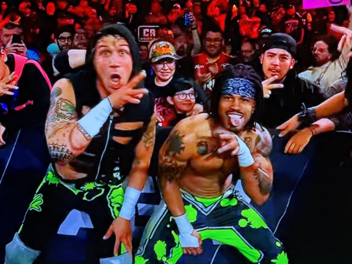 ComicConScott's tweet photo. Let’s gooo #AEWCollision #TheRascalz https://t.co/Fa8tPTKagK