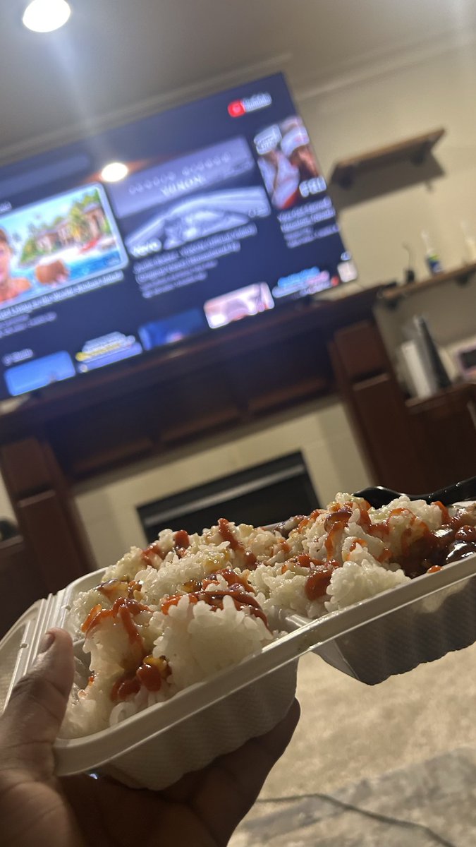 2wavysooem's tweet photo. Your supposed to be here wit me eating good 😂 miss yu dub 💔 https://t.co/izHAX1jIUH