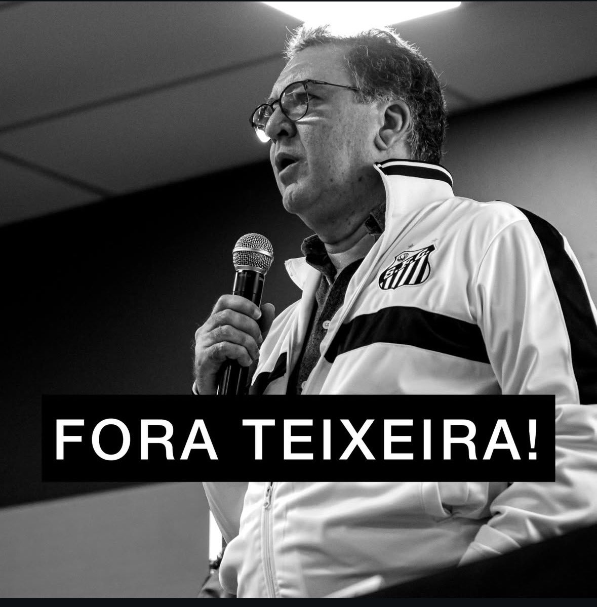 KikoKrauss's tweet photo. @SantosFC Queremos coletiva dele e do Mattos não do Vojvoda ! Ele e Mattos os mais culpados de tudo
#ForaMarceloTeixeira
#ForaMattos
#SAFNoSantos https://t.co/S5iX20x9na