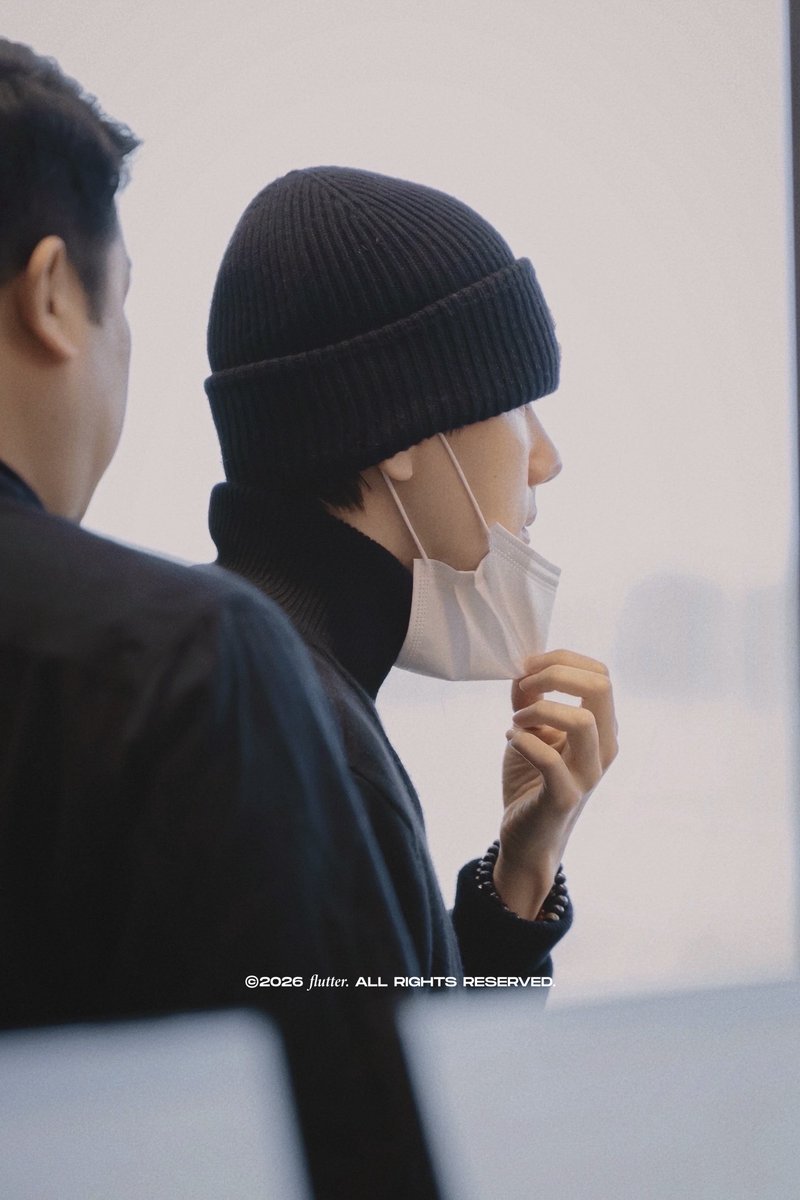 𝒇𝒍𝒖𝒕𝒕𝒆𝒓. tweet media