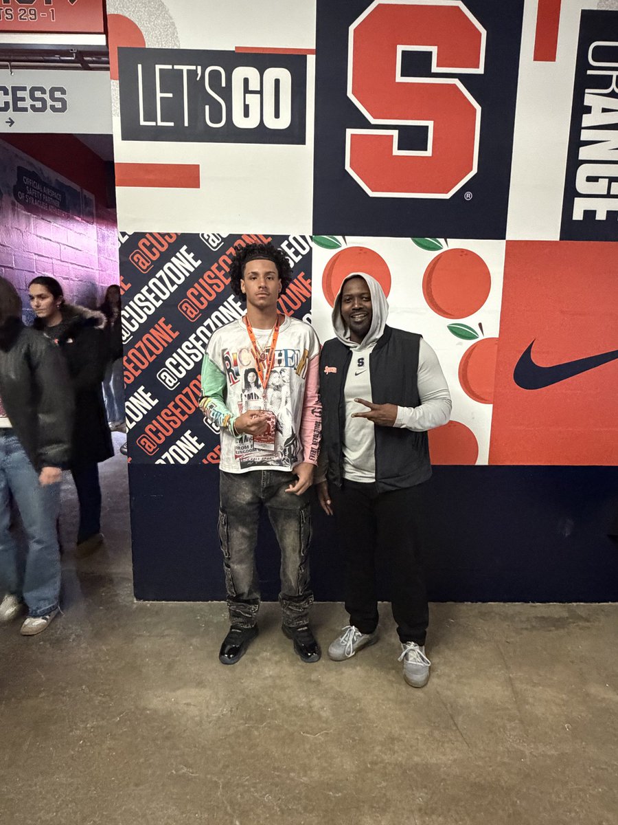 FlyBoyAj7's tweet photo. Nothing but Love from Cuse . Appreciate the Hospitality always @CoachEMarcCuse
#changethescript #AJ7 #4UGMA https://t.co/d9yWmSrgGy