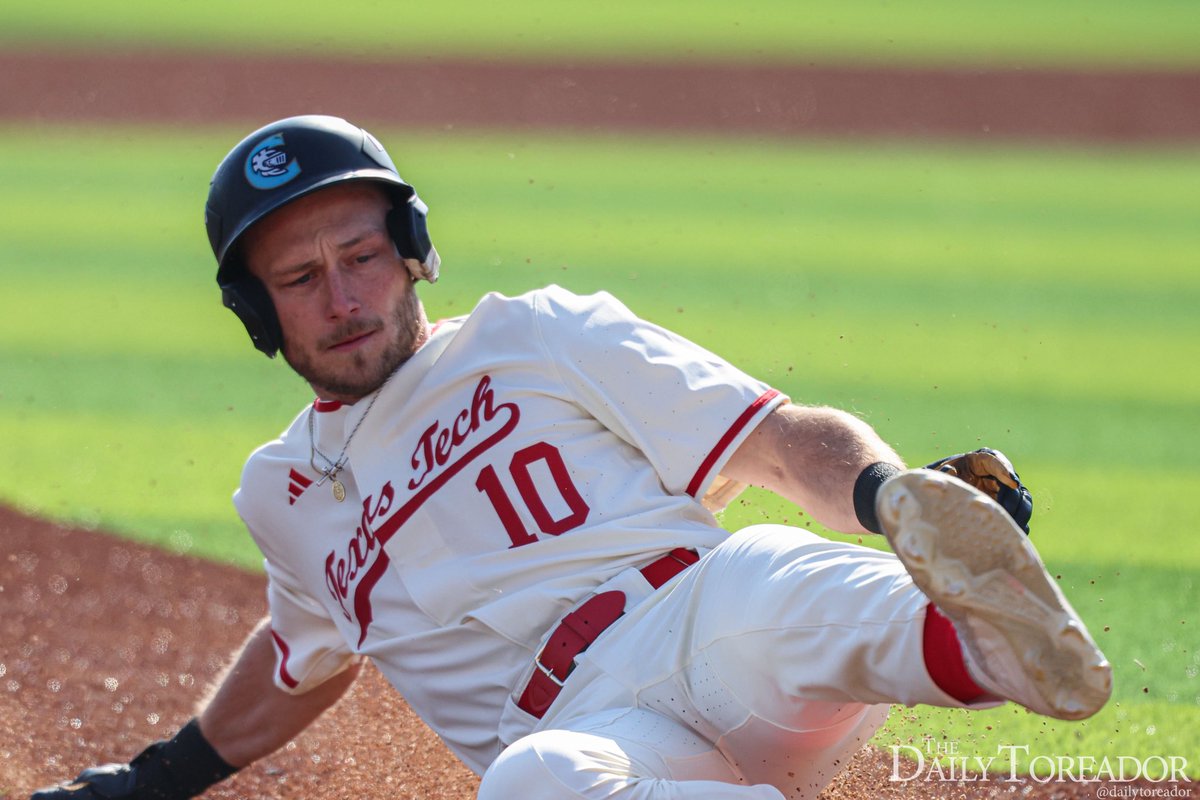 The DT Sports tweet media