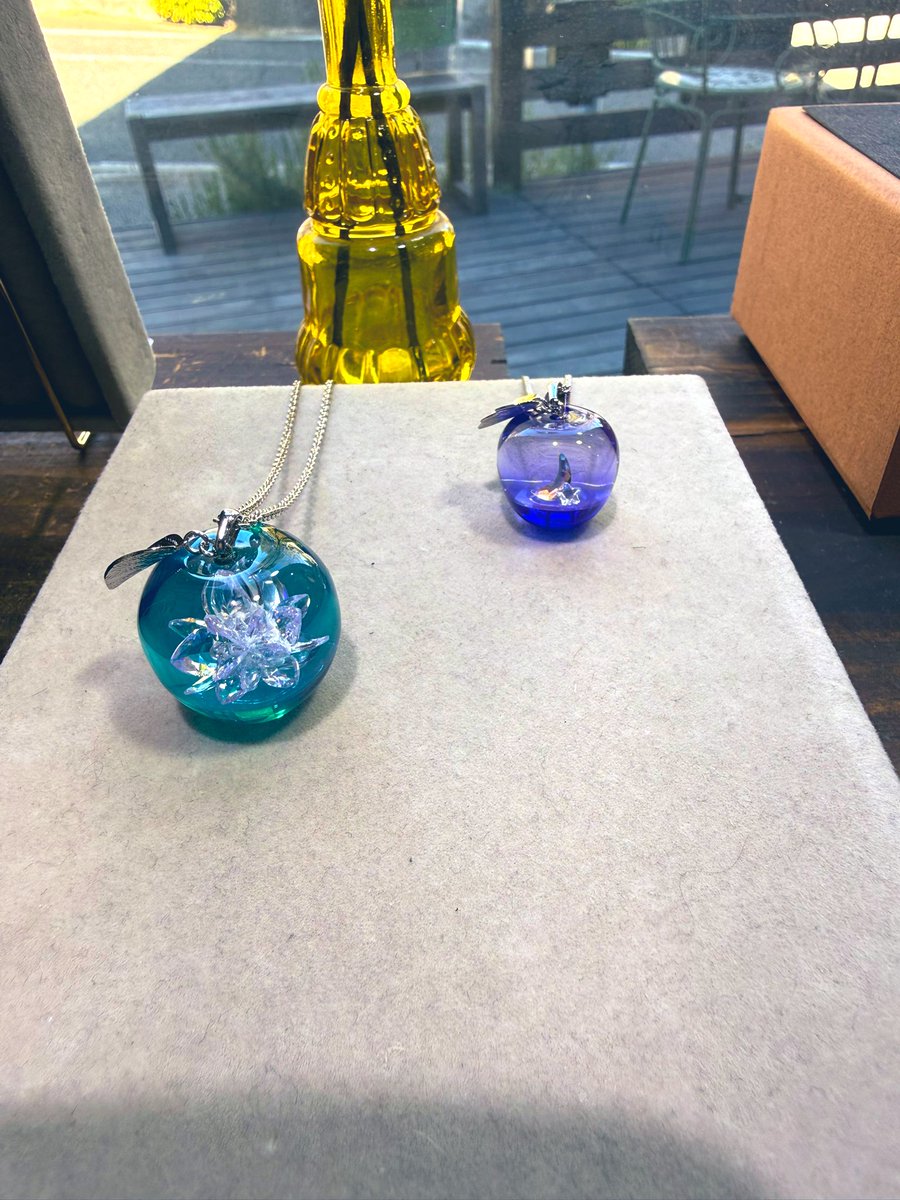 miyappp2's tweet photo. 光と艶と魔法の世界展に遊びに来たよ(◍¯∀¯◍)✨
キラキラ艶々の作品が沢山！ https://t.co/SkR4S4rJwZ
