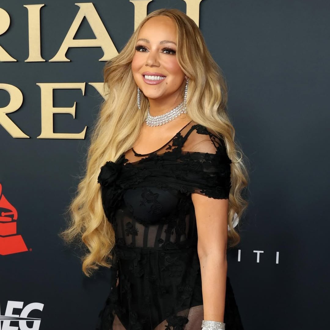 spinorbinmusic's tweet image. SZA shares a heartfelt tribute to Mariah Carey at last night’s #GRAMMYs MusiCares event:

"I speak for so many when I say thank you, Mariah. Your songwriting, your voice, your production, your business. You're not just a powerhouse, you're a blueprint." ✨💖

#SZA #MariahCarey