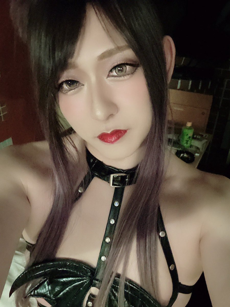 紫雲魅虎(女装)😈SM垢💜 tweet media