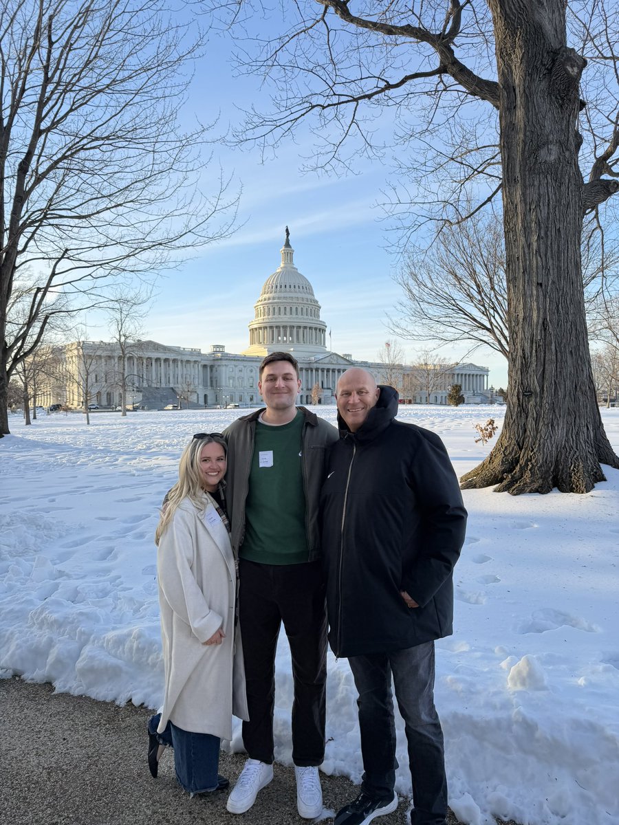 Max Graves tweet media