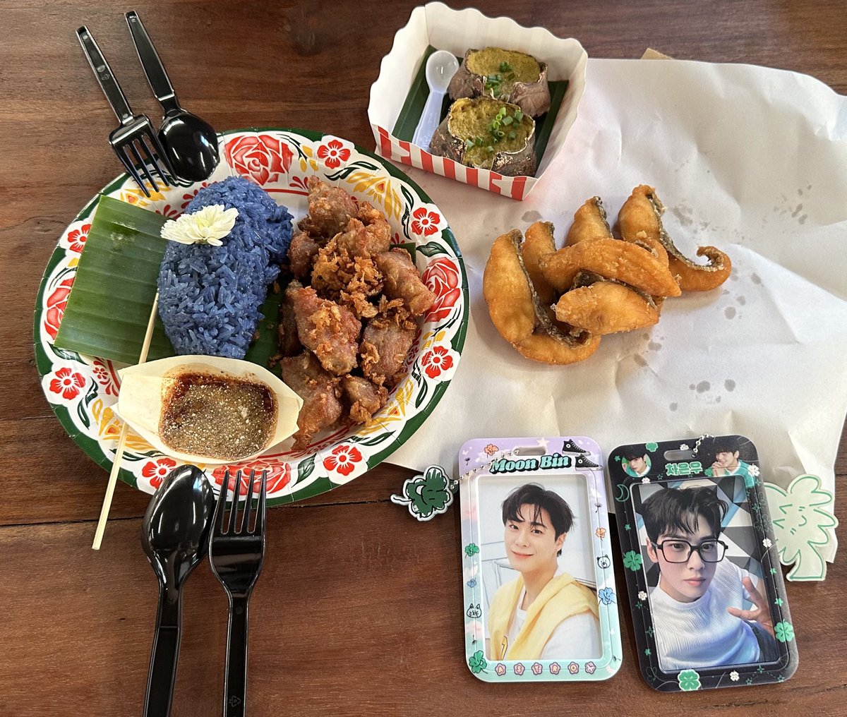 TempuraAroha's tweet photo. พา #Binu มากินมื้อเช้ากรุบกริบ
📍จริงใจมาร์เก็ต https://t.co/EBxTyQAJgm