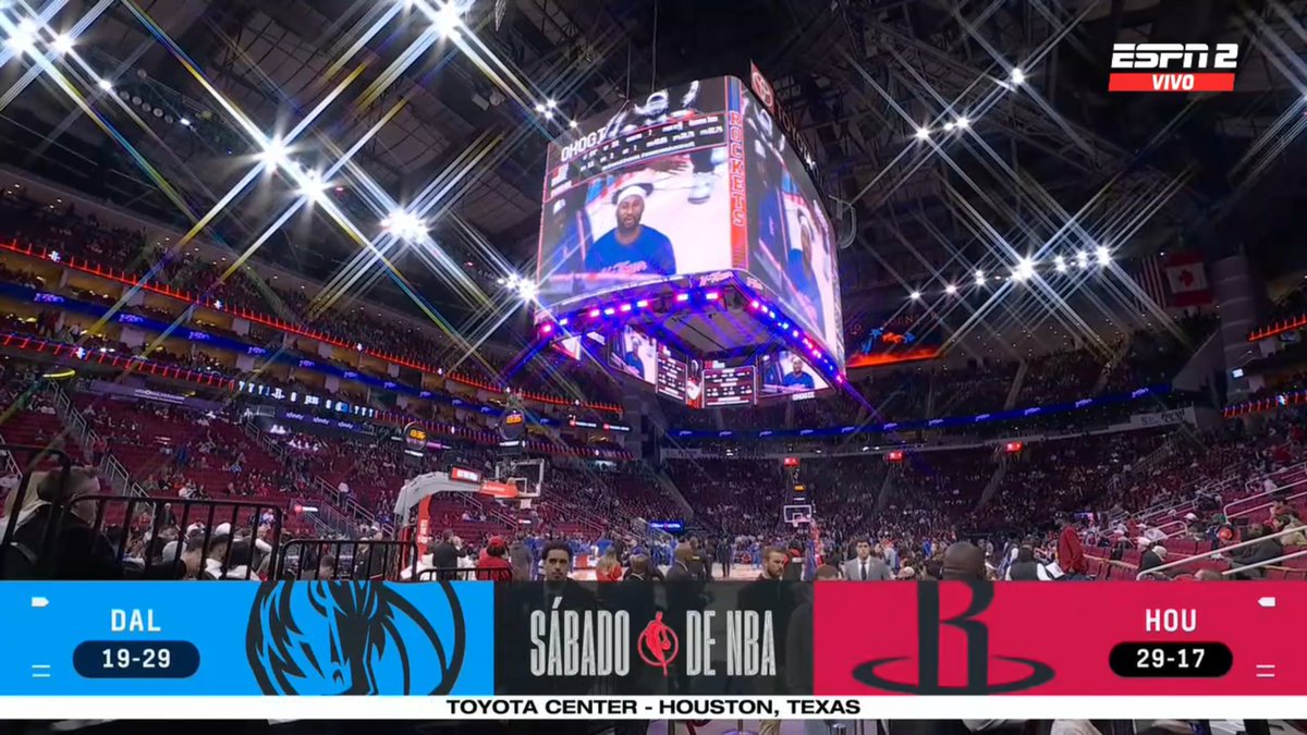DanielFigueroaP's tweet image. @kenneth_garay y @obricio7 con #DALvsHOU #NBAxESPN