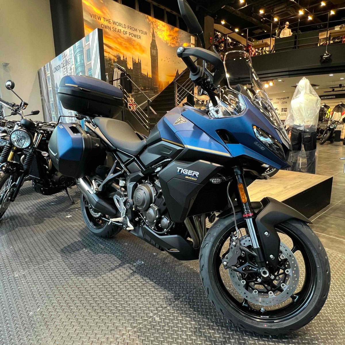 トライアンフ東京 (@Triumph_Tokyo) / Posts / X