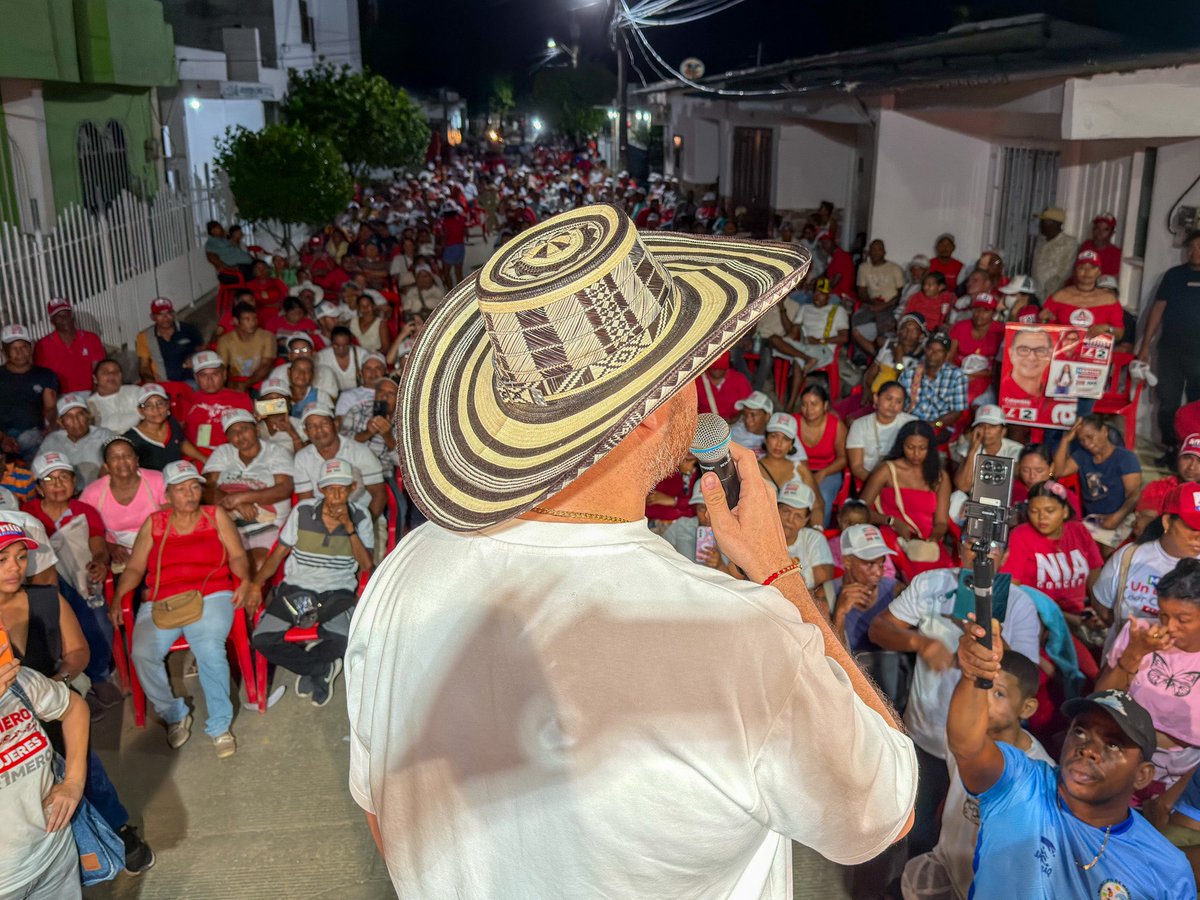 Orlando Benítez tweet media
