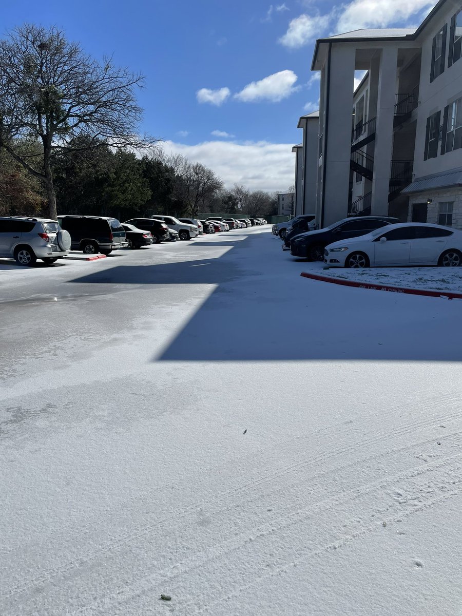 6'3 Tyler tweet media