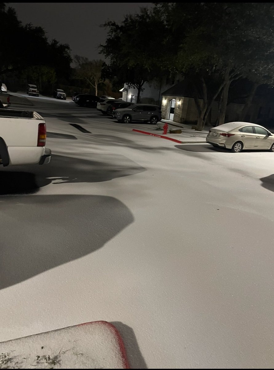 6'3 Tyler tweet media