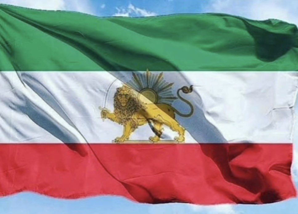 این پست صرفا جهت ترند نگه داشتن هشتگ های در راه انقلاب هست
همه ی هشتگ های ترند و کامنت و ریپوست کنید. بیینم چه میکنید
به امید فردایی آزاد
#KingRezaPahlavi 
#IranMassacre 
#IranianRevolution2026
