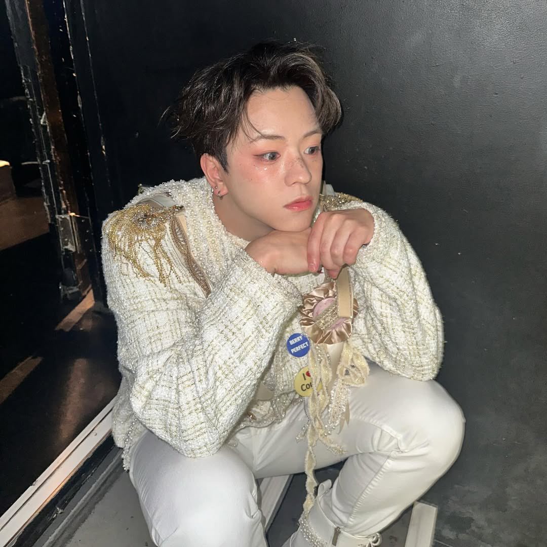 D!♡naéa tweet media