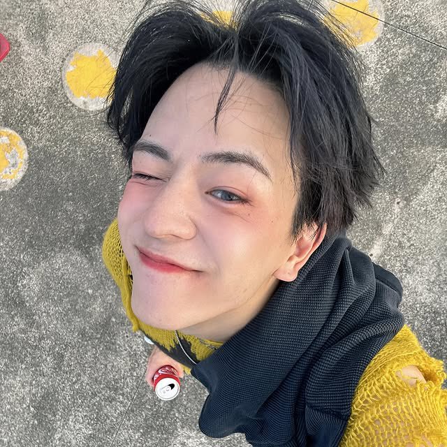 D!♡naéa tweet media