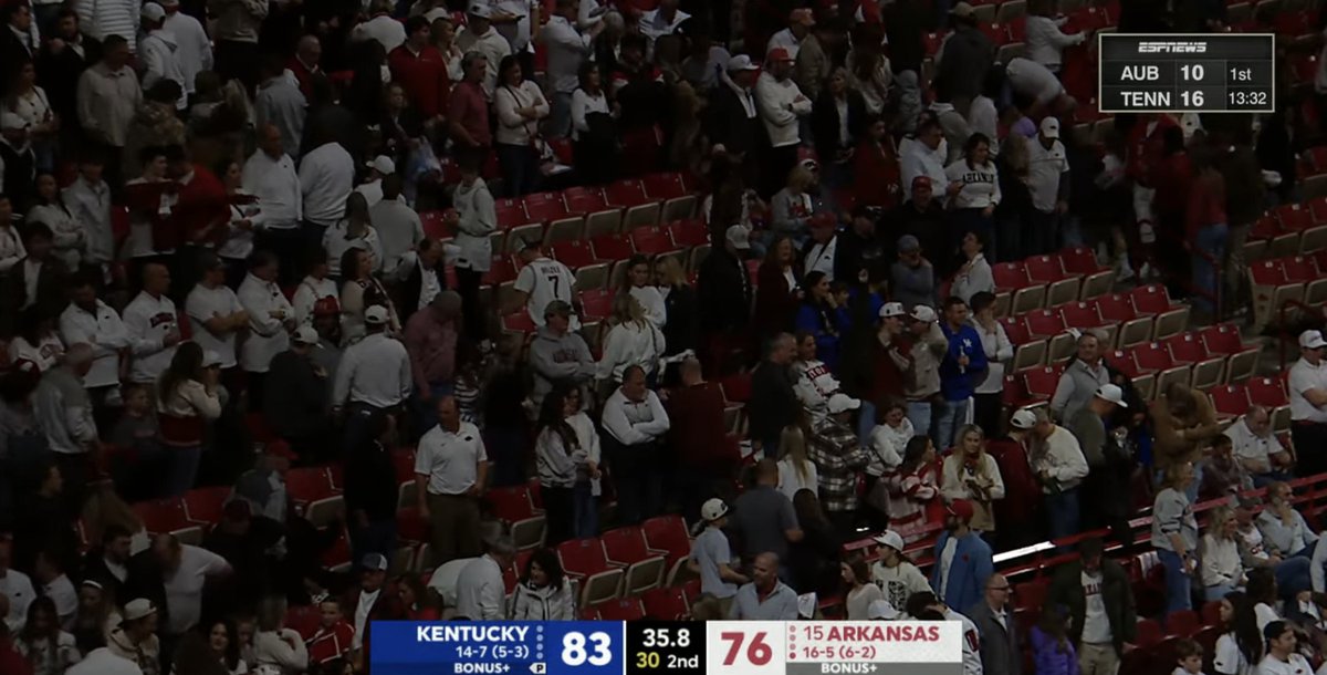 No Context College Basketball tweet media