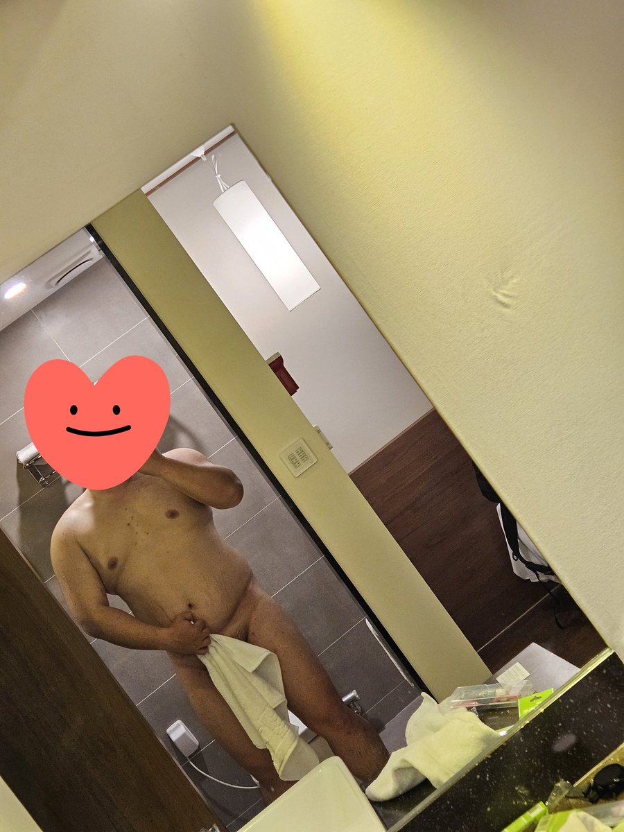 🔞주의 뚱보의 살색

치명적인척ㅋㅋㅋㅋ