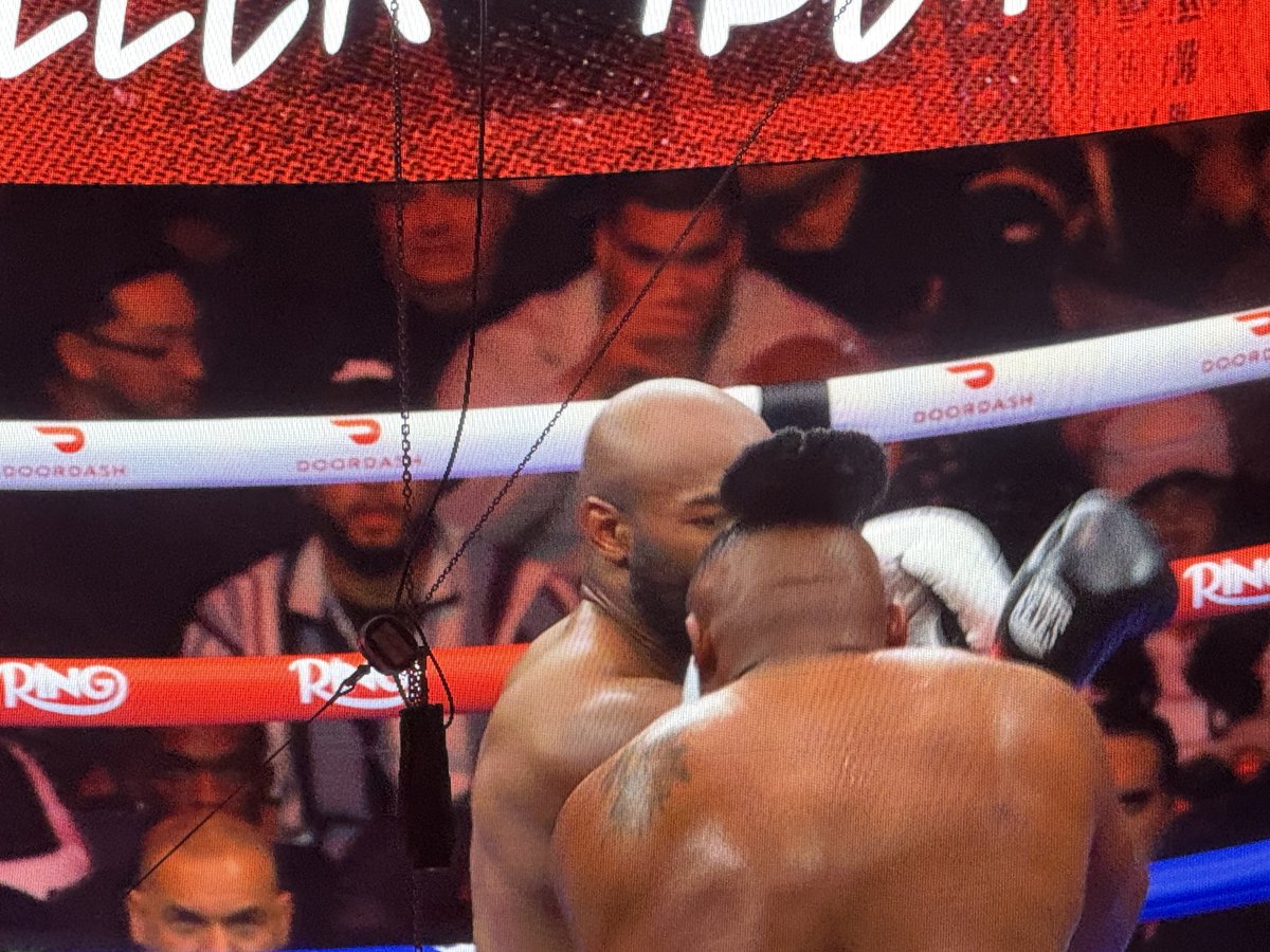 BOXING n BBQ tweet media