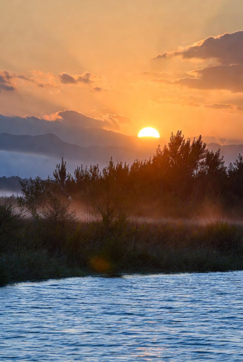 शून्य कभी अपनी नई यात्रा से नहीं डरता है।

शुभ प्रभात साथियों।
Good morning friends.