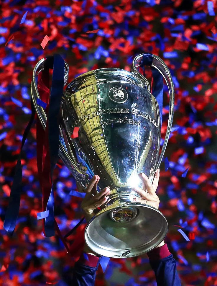 Central_DaB0la's tweet photo. 🏆🔥 MENTALIDADE VENCEDORA QUE NÃO VAI VOLTAR MAIS!

Uma história real do FC Barcelona https://t.co/9nH6SP2tr6