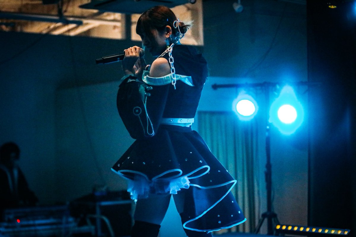 一条 絵乃(esola) tweet media