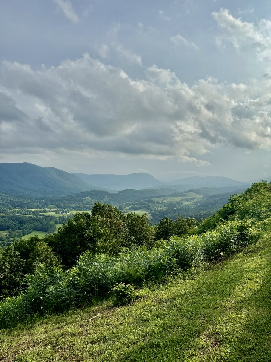 GetOnTap's tweet photo. Don’t forget, Appalachia will look like this again soon https://t.co/XLfBhnwZgu