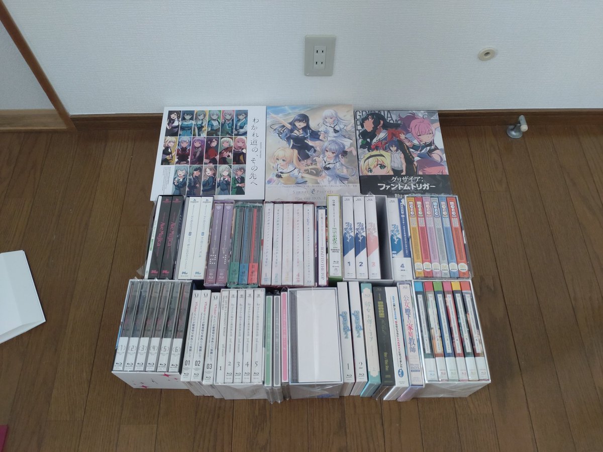 2025年に買ったBlu-ray 21タイトル＋α 74万ですわ 2024年より金額は