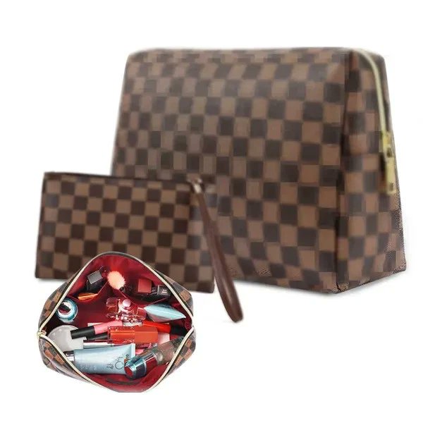 EicholtzSports's tweet photo. Travel in style with these chic essentials 🖤🤍✈️
The BAGMIND 2-piece checkered makeup bag set keeps cosmetics and toiletries organized at home or on the go. https://t.co/RwztVo5uau
#ad #TravelEssentials #MakeupBag #CosmeticOrganizer #PackingSmart #BeautyOnTheGo https://t.co/9ZKOBn0bBc