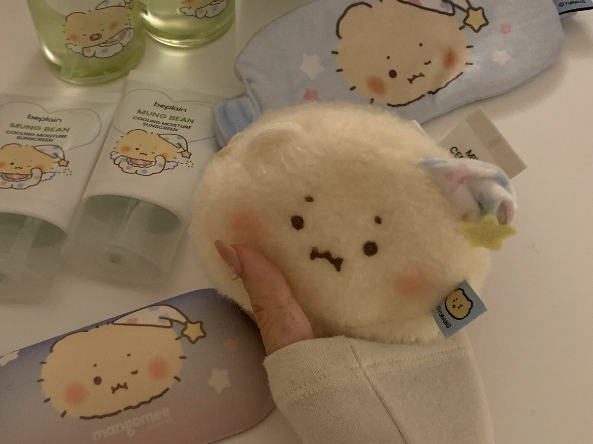 #광고 #RT 5분께 녹두폼+망곰이 동전지갑을 보내드려요💛🫧

비플레인과 망그러진 곰 콜라보가 너무너무 귀여워♡ 원픽은 몽실몽실 망곰이 동전지갑!! 틴트나 작은 소품들 넣기에 딱🧸

📎bepla.in/2Yonine 

오늘부터 올영에서 한 달간 할인가로 구매가능!