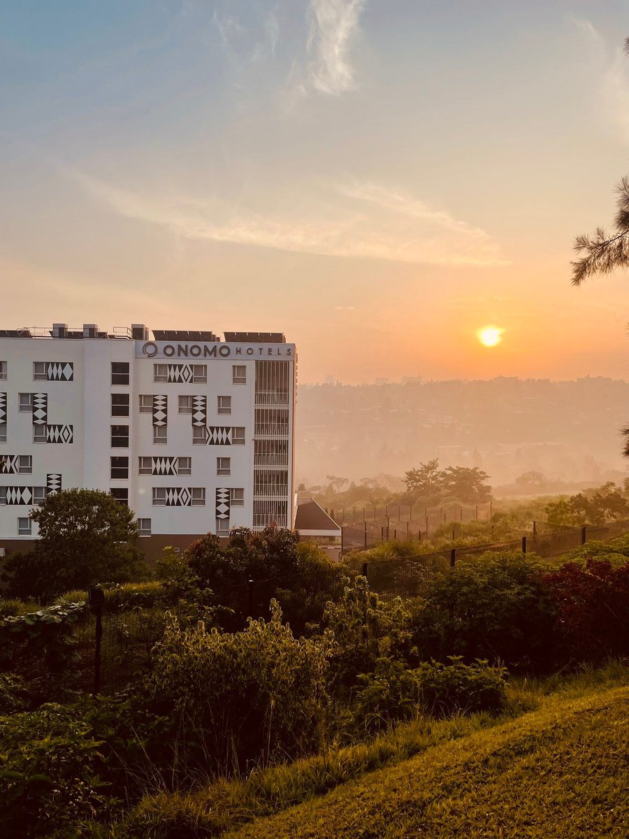 Chelsea_Uncle's tweet image. Good morning from Kigali, 

It’s a beautiful Sunday, the perfect gift of a slow, golden day where the universe invites you to pause, breathe deeply, sip that strong coffee as sunlight streams in, and let your heart lead the way, whether that’s chasing dreams a little bigger,…