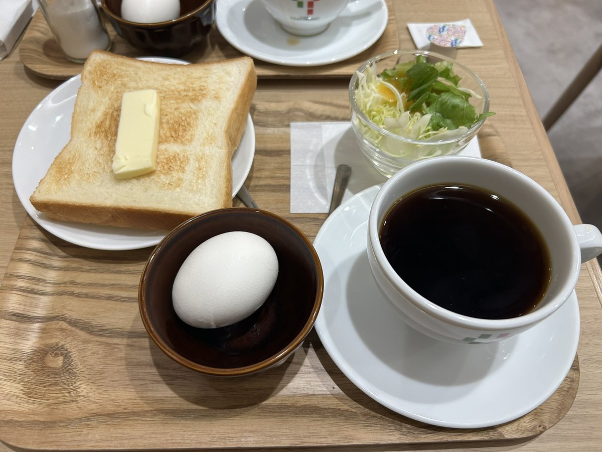 ch_jh_love's tweet photo. ヒョプくん、안녕하세요.
今日もウォーキングからのモーニング(もう昼、、)疲れたから美味しく食べれそう笑
今日も一日ぼちぼち行きましょう!
#채종협
#君がきらめく季節に
#WHISus 🌻 https://t.co/uOPw8mbqx3