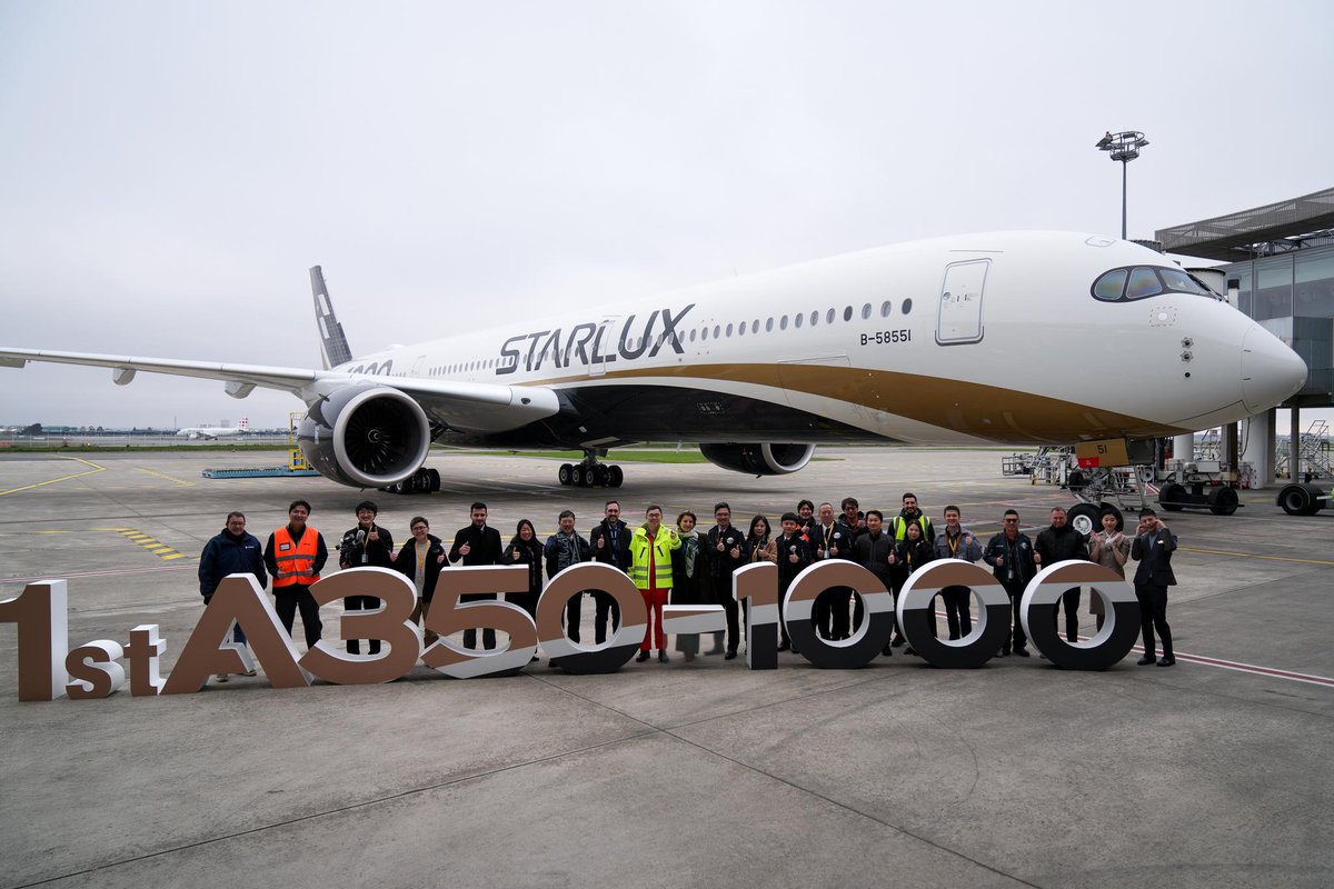 planetairlines's tweet photo. Congratulations to Starlux Airlines for the delivery of its first Airbus A350-1000 (B-58551) as of January 2026, marking its entry into long-haul, high-capacity markets. Configured with 350 seats—including first class and business! https://t.co/77vyz5egsV
