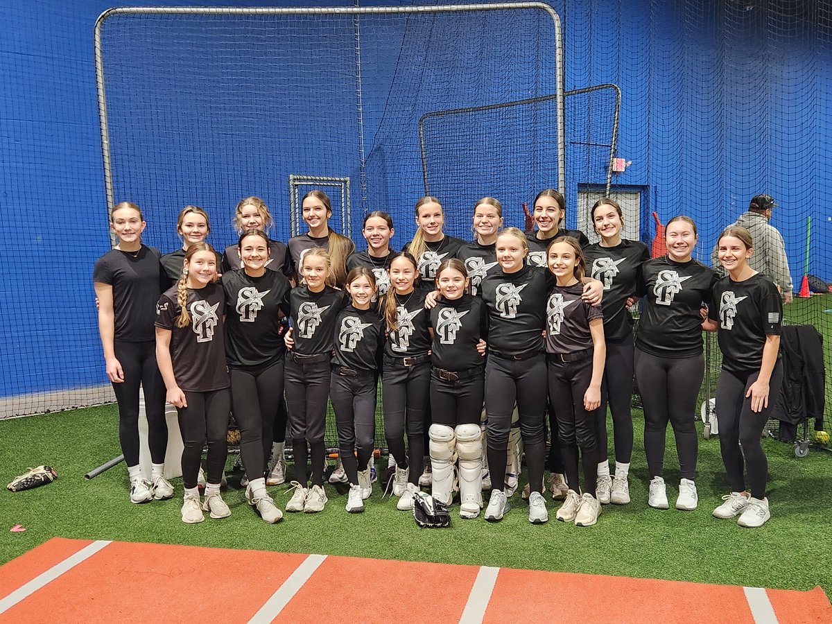 Select Fastpitch 2015 tweet media