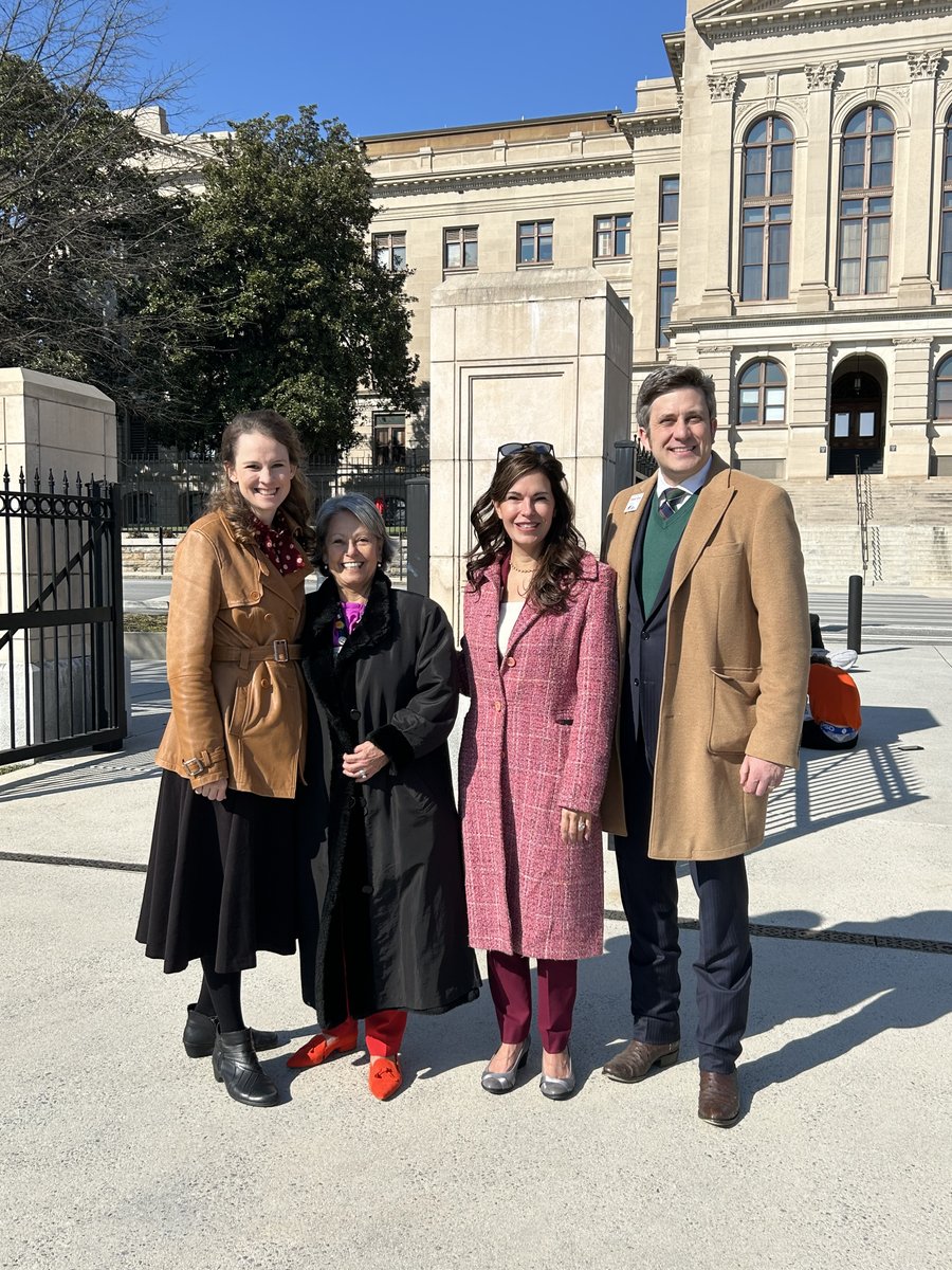 GARepAssembly's tweet photo. Yesterday, the GRA was pleased to join with GRA-endorsed State Reps @charlice_byrd &amp; @NoelleKahaian
at @GRTL's annual "Georgia Stand For Life" march through the streets of Atlanta surrounding the state capitol: https://t.co/azhYIbitMo