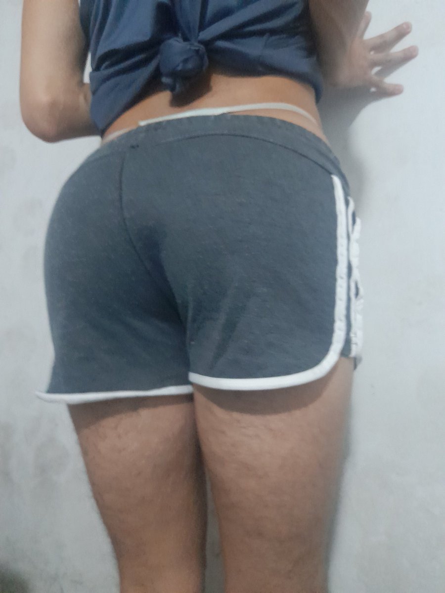 Luuuval's tweet photo. al fin tengo un micro short de putita.

#femboy #sissy #trap #trapito #sissyespañol https://t.co/oFou0XKLjW
