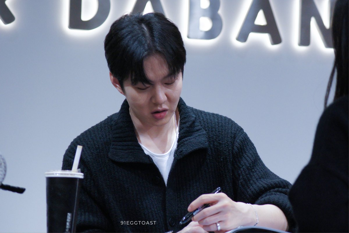 N년전 오늘의 창섭🍑 tweet media