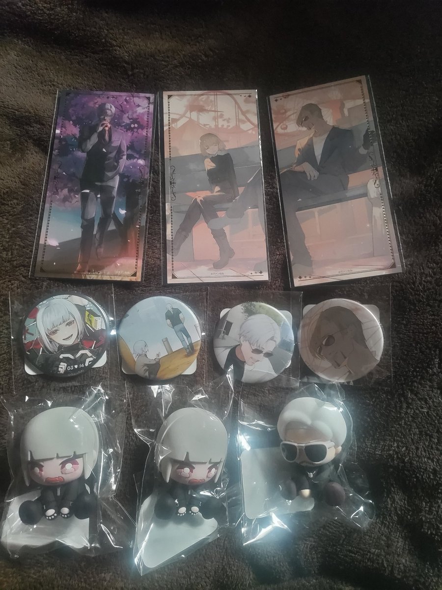 いつ来るかなって昨日話してたら今日届いたwめっちゃ嬉しい( ܸ