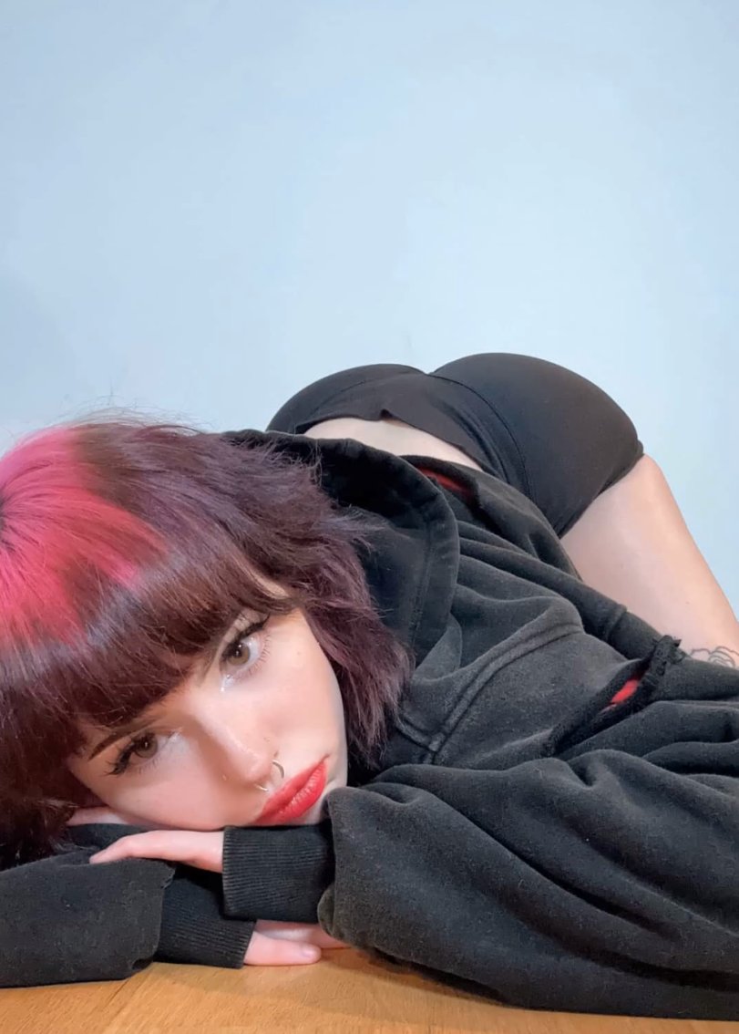 nymphonxxxtdoor's tweet photo. it's not thursday but i'm still throwing it back 🤭 https://t.co/JM5aqn71qJ