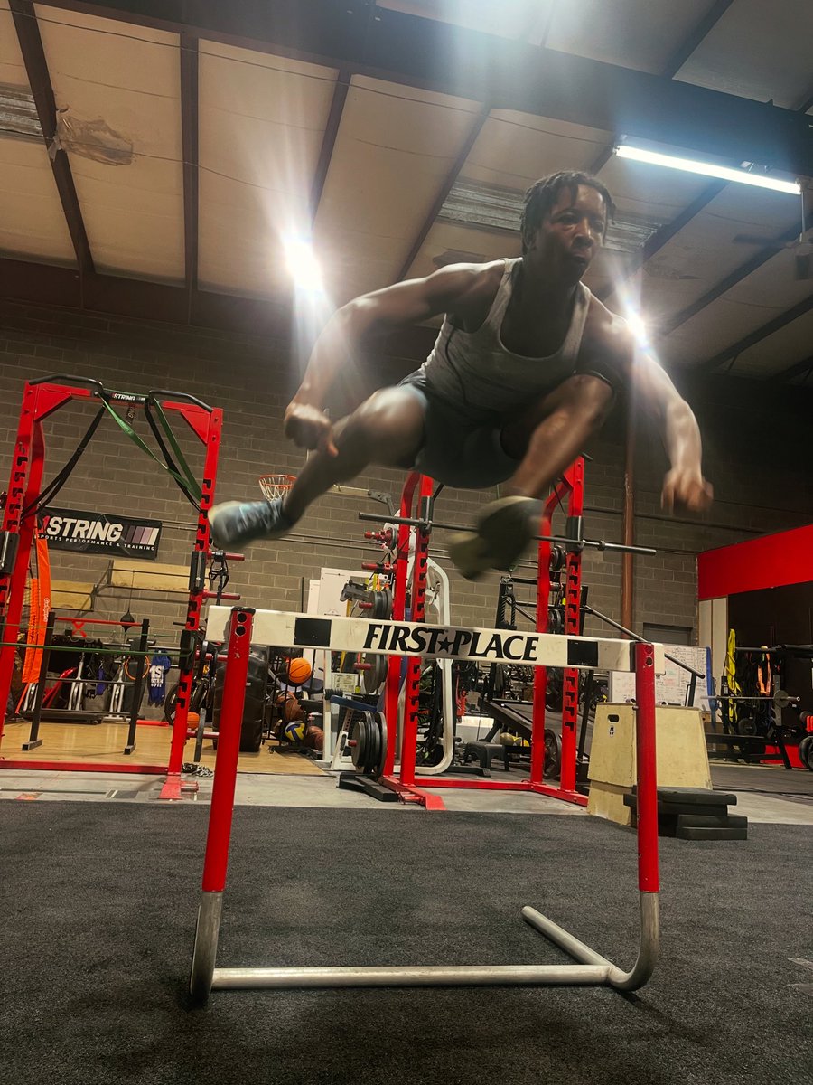 1STRING SPORTS tweet media