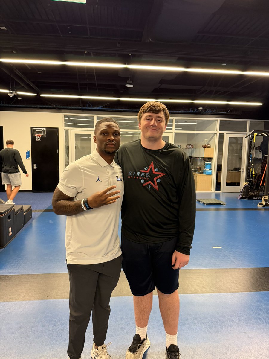 Cooper Hixon tweet media