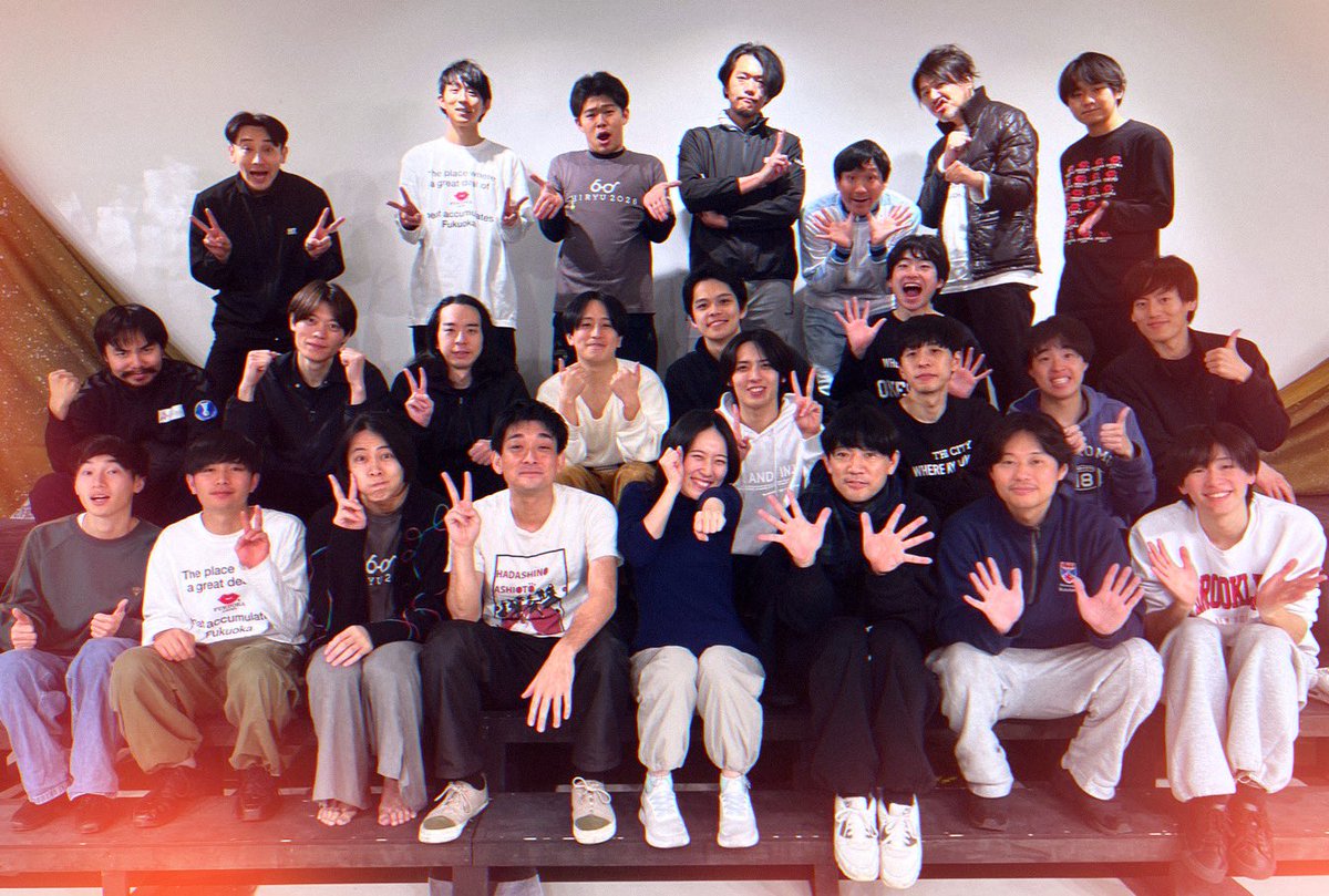 若い役者陣が楽しんでいる様子も
先輩方がギリギリの中で戦っている姿も
全てが自分の力になっています。

一緒に戦ってくれた25人のために。
何よりお客様のために。

いつも通り。ベストを尽くします。

#飛龍伝2026