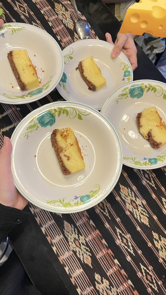 emg ga bakat masak apa apa selain mie instan😭