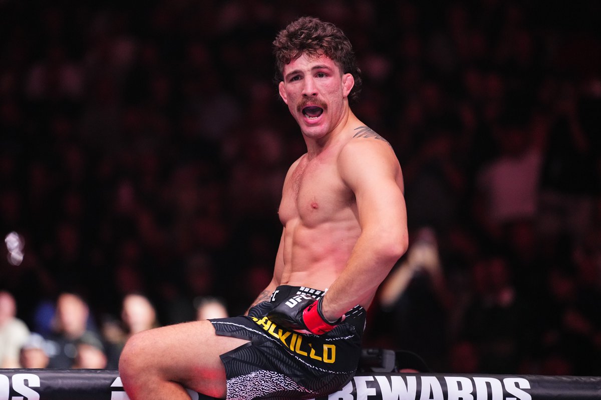 UFC tweet media