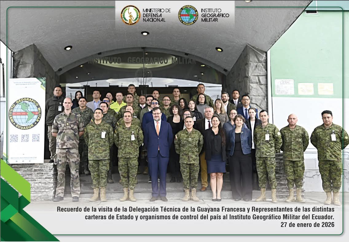 FranceEquateur's tweet photo. La Guyane française est en proie aux assauts de l'orpaillage illégal. Et elle réagit. Soyons fiers du fécond partage d'expériences sur le sujet d'une délégation pluridisciplinaire de haut vol  en visite en Équateur, pays touché par le même fléau. @Prefet973 https://t.co/H1dAEOJ0PQ