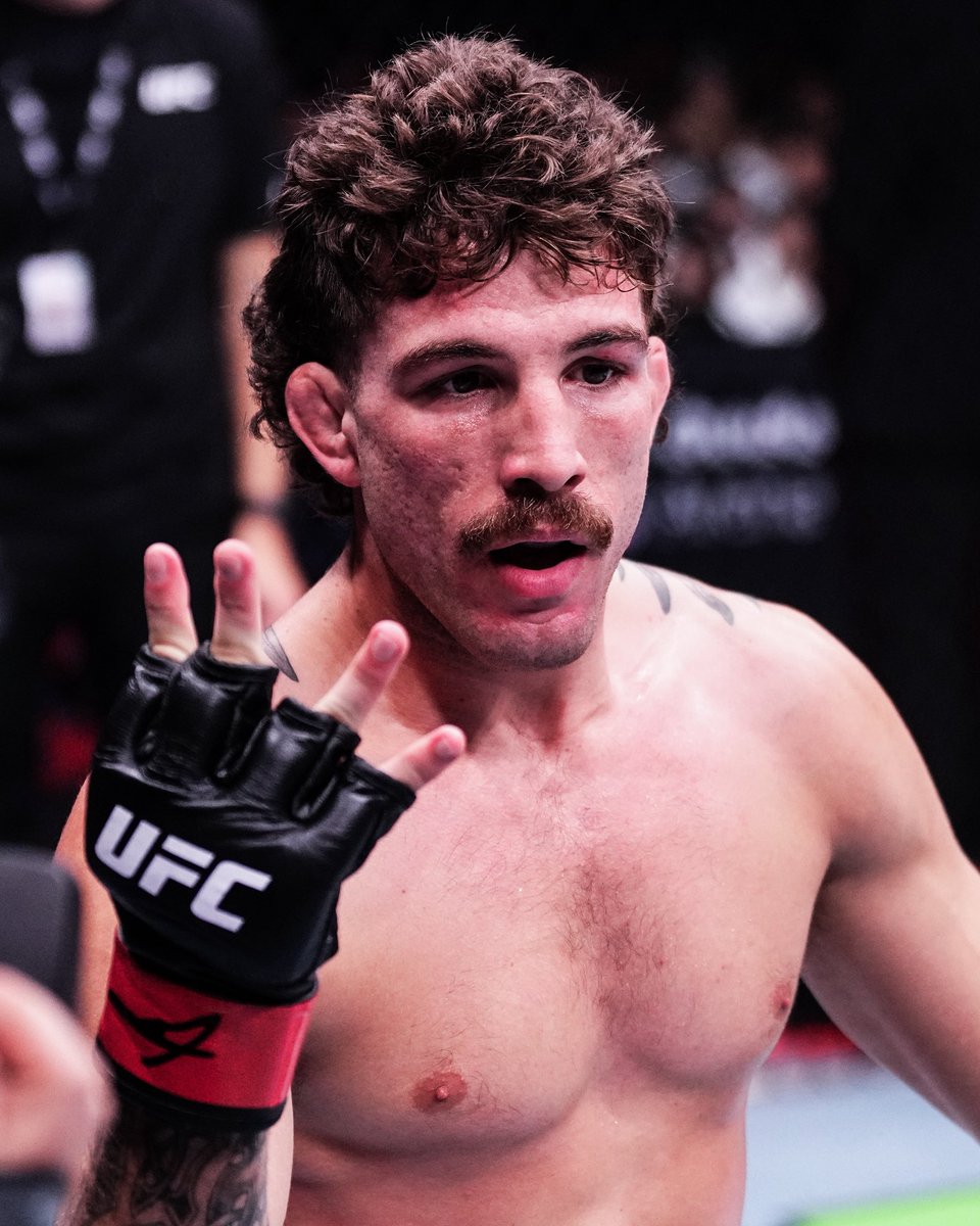 Full Violence ™ tweet media